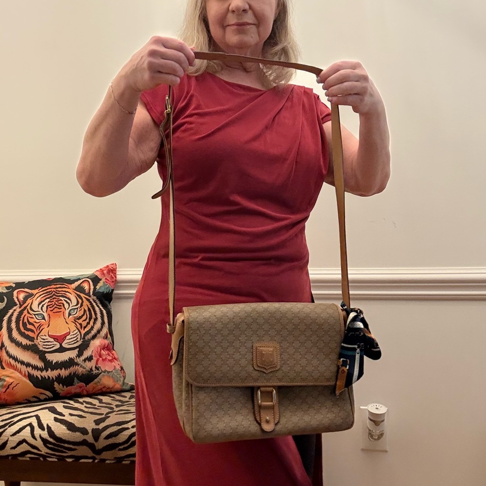 Vintage EUC Celine Macadam Crossbody Bag PVC Leather - Picture 4 of 15